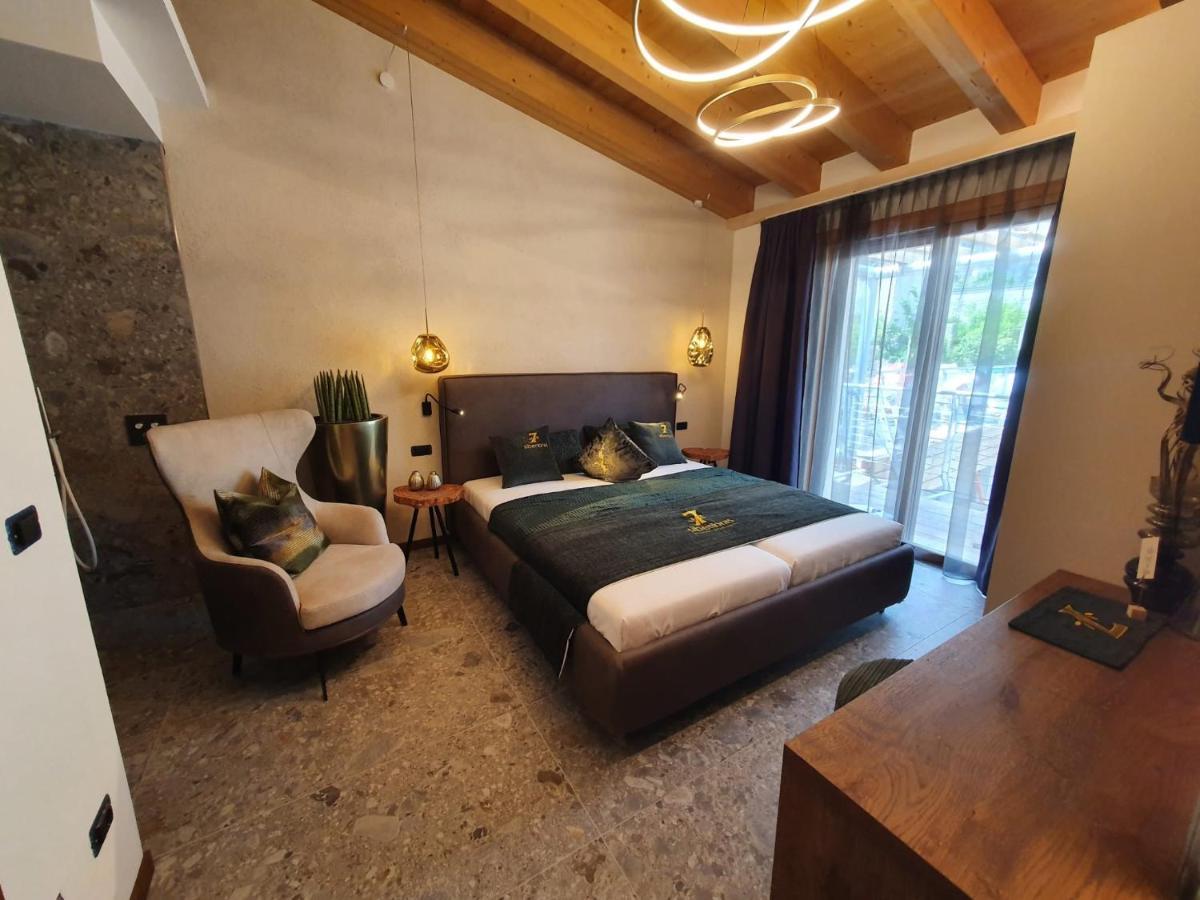 Sibenbras Natural Aparthotel ลีโมเนซุลการ์ดา ภายนอก รูปภาพ